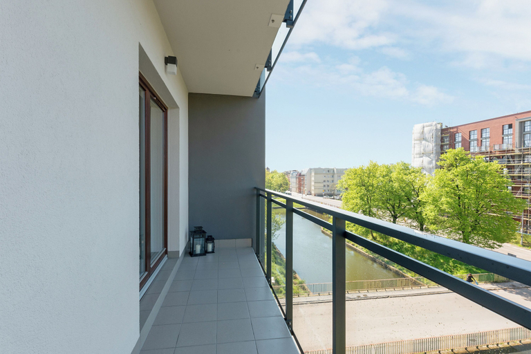 Others 5, Aura III & Parking by Downtown Apartments, Gdańsk City
