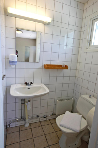 Bathroom 3, Rasta Haby, Munkedal