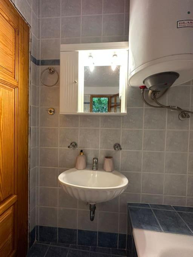 Bathroom 3, Kofinas villa Evdilos by BRP-PROPERTIES, North Aegean