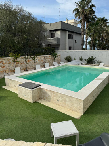 Others 2, CASA AL MARE LUXURY, Bari