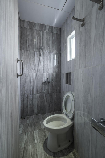 Bathroom 5