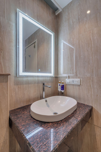 Bathroom 4, Park Avenue Hotel, Tiruchirappalli