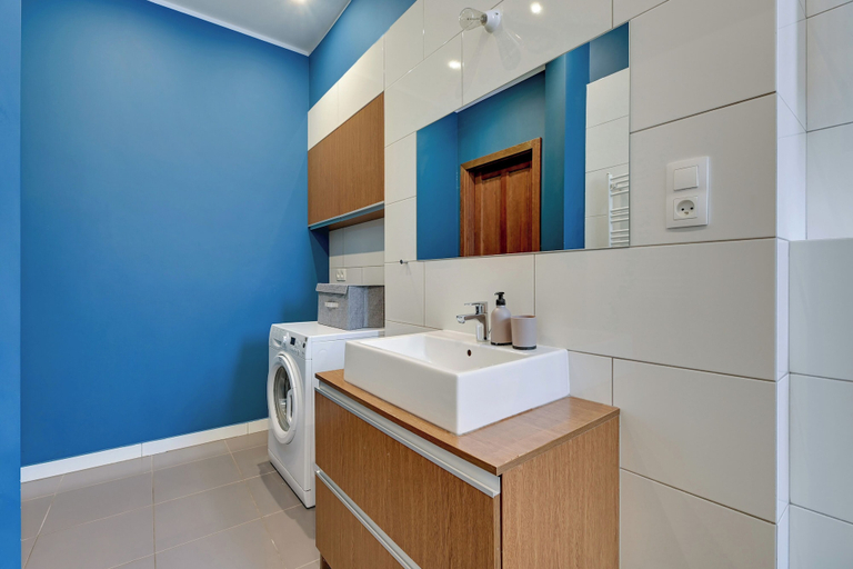 Bathroom, City Center Art House by Downtown Apartments, Gdańsk City
