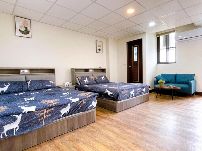 Bedroom 3, No 8 Homestay, Pingtung