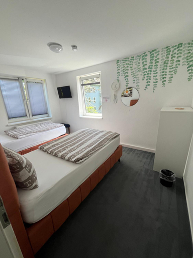Bedroom 10
