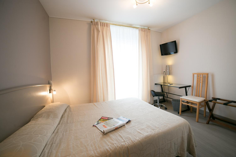 Bedroom 3, Hotel Beau Rivage, Ille-et-Vilaine