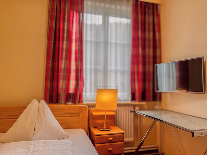 Bedroom 2, STIERSCHNEIDERS Weinhotel Wachau, Krems an der Donau Land