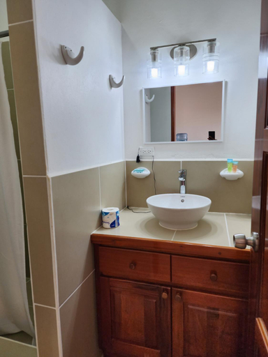 Bathroom 3, Seremei Villas