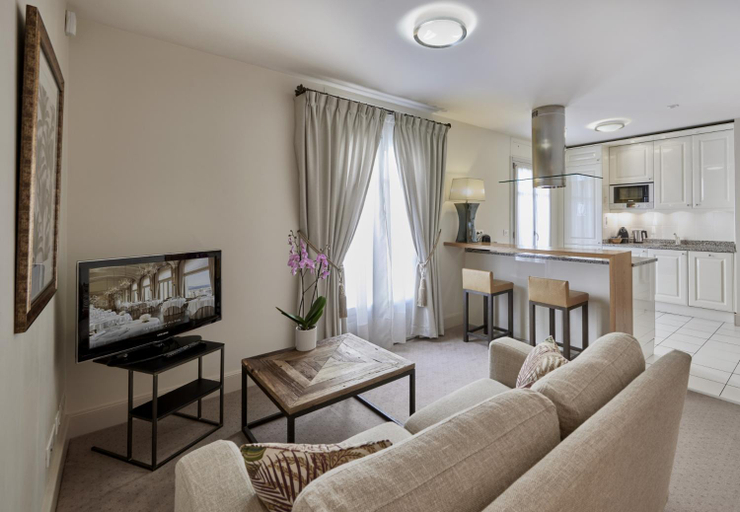 Others 5, La Residence de La Reserve, Alpes-Maritimes