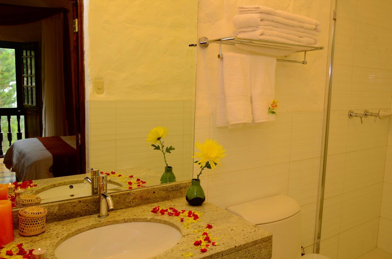 Bathroom, Unaytambo Boutique Hotel Cusco, Cusco