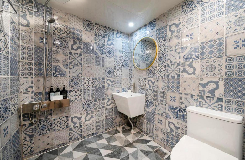 Bathroom, CALM REST HOTEL, Suyeong