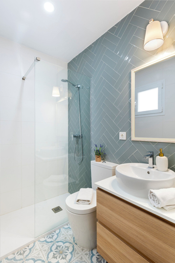 Bathroom 3, Genteel Home Juan Rabadán I, Sevilla