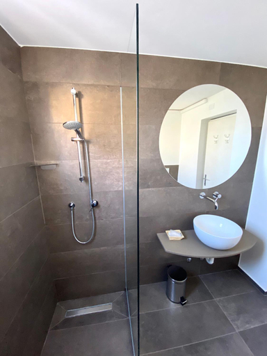 Bathroom 2, B&B Moresco, Rimini