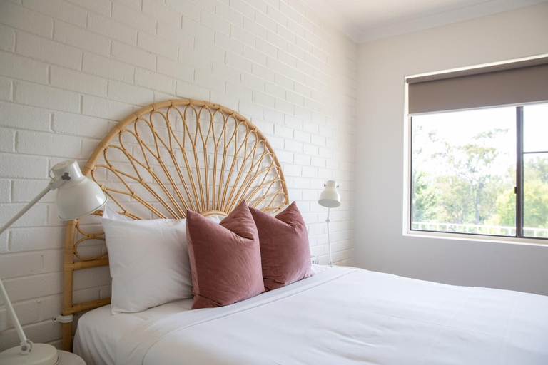 Bedroom 27