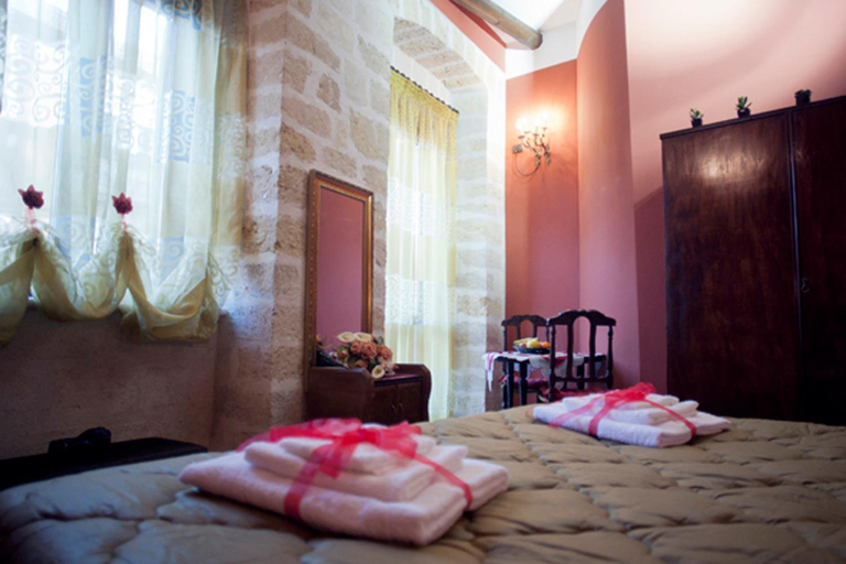 Others 3, Affittacamere b&b meapvlia, Barletta-Andria-Trani