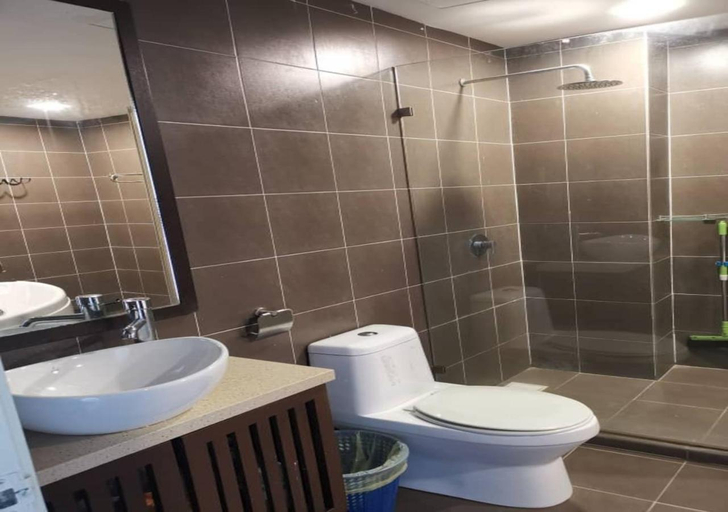 Bathroom 4, Gold Coast Morib Resort by SpaceX, Kuala Langat