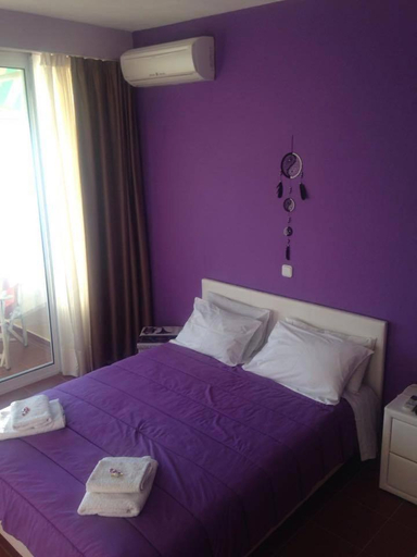 Bedroom 2, Maravellia, Central Greece