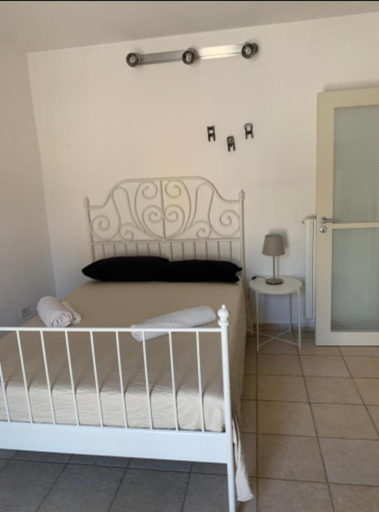 Others 3, Benedetto Cairoli Guest House, Bari