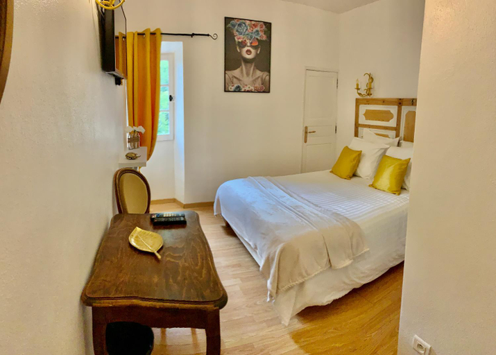 Bedroom 2, Hotel Chateau Du Rey, Gard