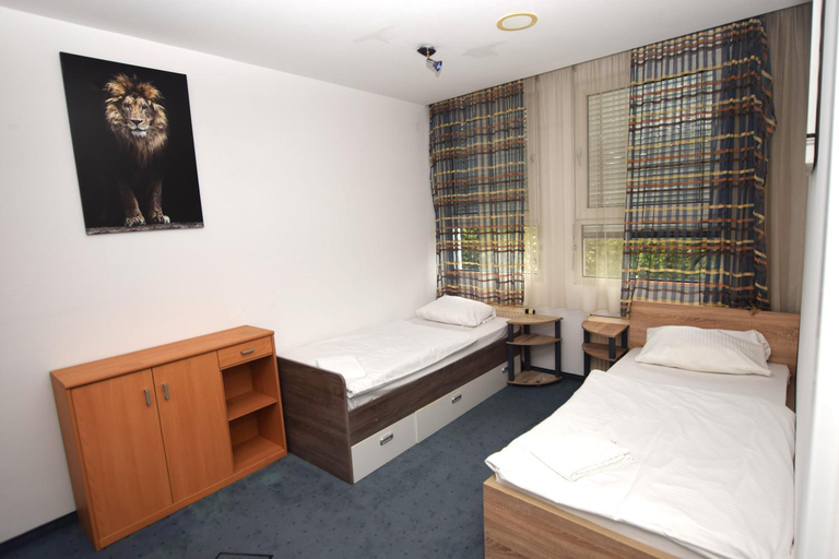 Bedroom 1, Apartment nahe Cannstatter Wasen, Stuttgart