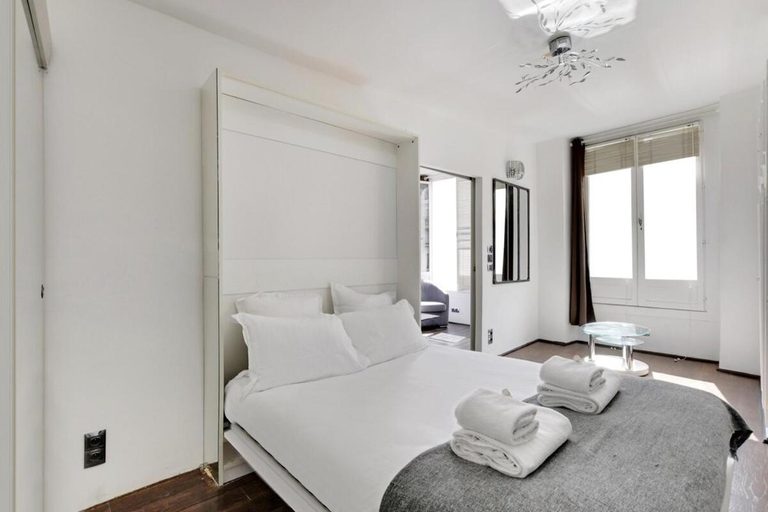 Bedroom 2, Paris Marais Beaubourg Area, Paris