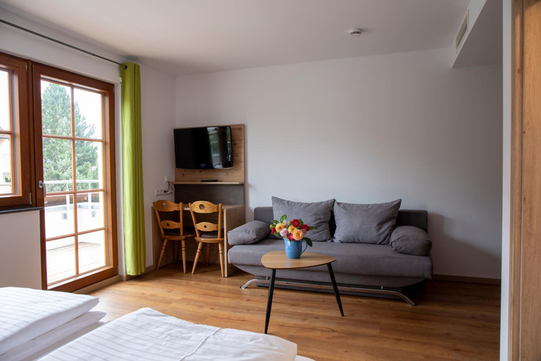 Bedroom 2, Gasthof Adler, Bodenseekreis