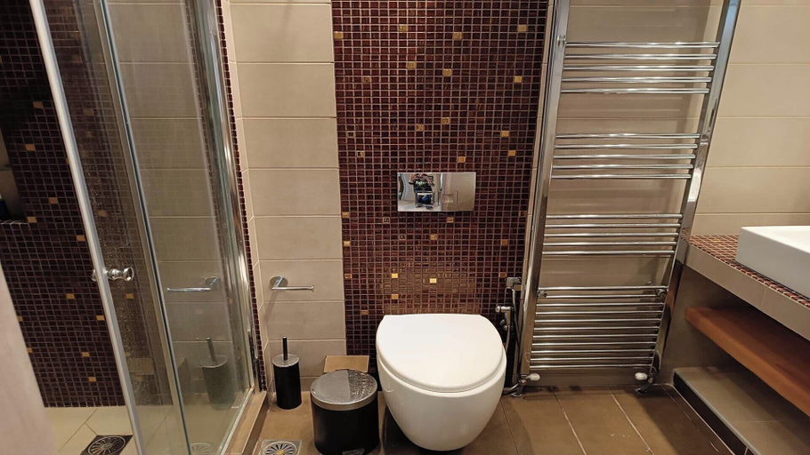 Bathroom 5, Anastasia's Luxury Suites, Central Macedonia