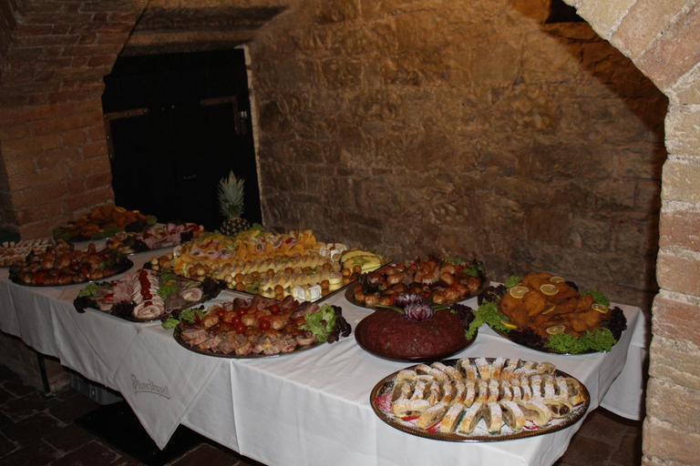 Food & Drinks 5, Hotel Cerny kun, Louny