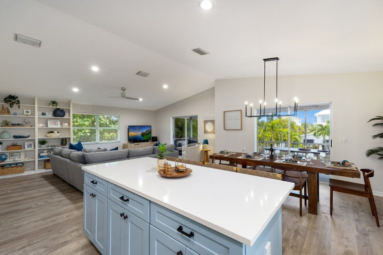 Food & Drinks, Bean Point Bliss 3 Bedroom Home by RedAwning, Manatee