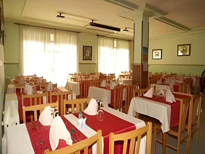 Food & Drinks 2, Hostal Residencia Delfin, León