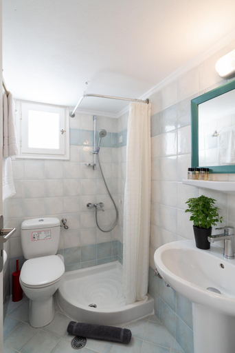 Bathroom 4, Hotel Matina, South Aegean