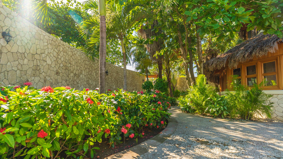 Public Area 2, Ocean Cliff Hotel Negril