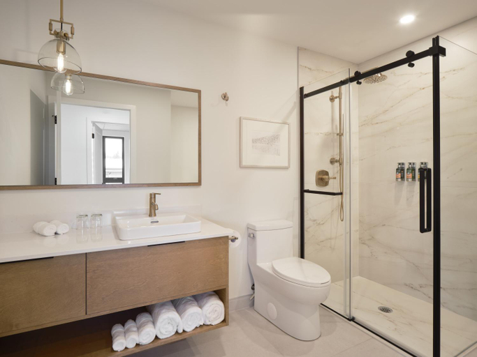 Bathroom 3, Hotel Experience - Quartier Des Marinas, Memphrémagog