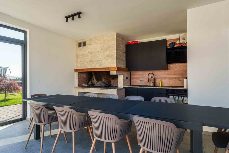 Others 5, Villa Freedom, Vodice