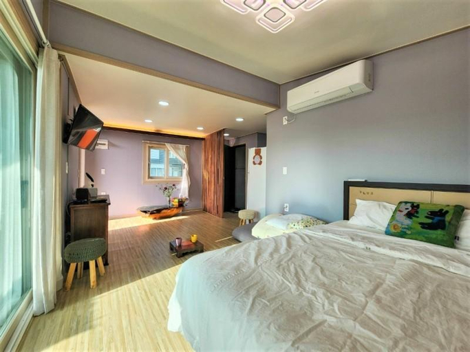 Bedroom, Pohang Four Seasons Private Pension, Pohang
