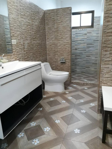 Bathroom 4