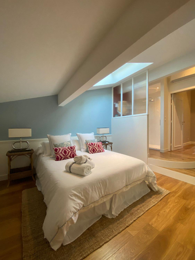 Others 4, LES CHAMBRES DE MARIE, Gironde