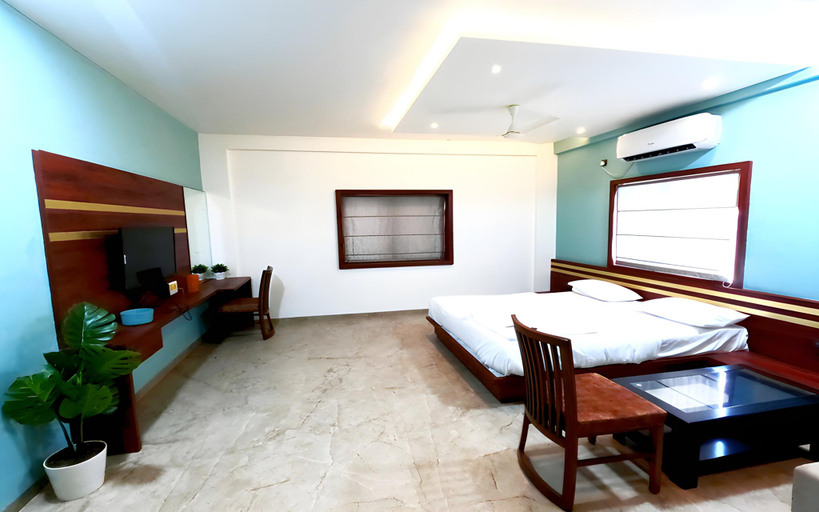 Others 3, Hotel United House, Ahmadnagar