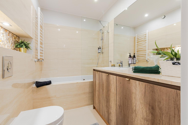 Bathroom 2, VIDOC APARTMENTS, Warsaw