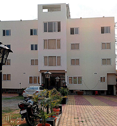 Others 3, Hotel Shanti International, Deoghar