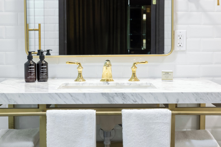 Bathroom 5, Whisky Hotel, Los Angeles