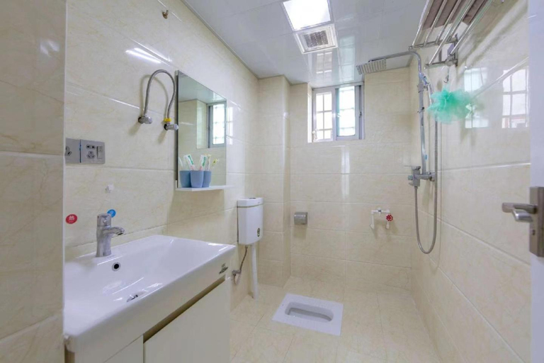 Bathroom 3, Xi Valley Apartment, Zhangjiajie