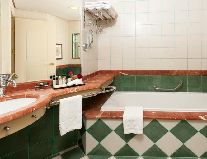 Bathroom 5, Herods Palace Hotel and Spa Eilat
