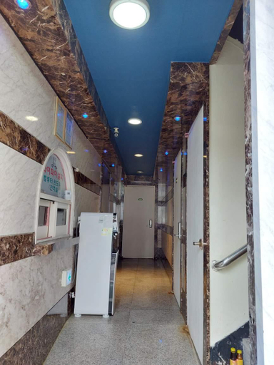 Interior view, Yeoncheon (whole grain) Green, Yeoncheon