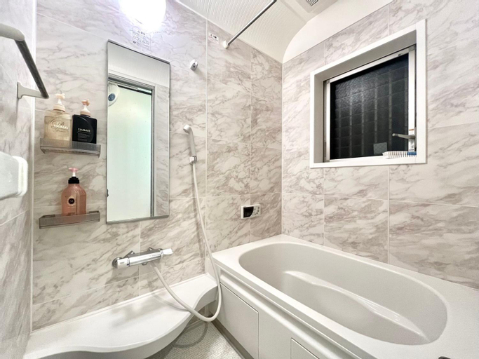 Gread Location 3min to Sta Big House 13mins Direct to Shinjuku 9mins to Ikebukuro 10mins to Ueno eas, Kita