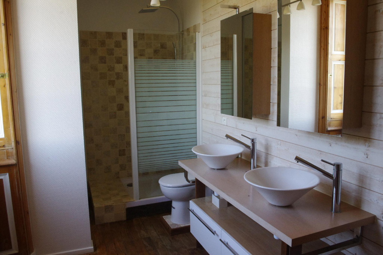 Bathroom 3, Château du Perray, Loire-Atlantique