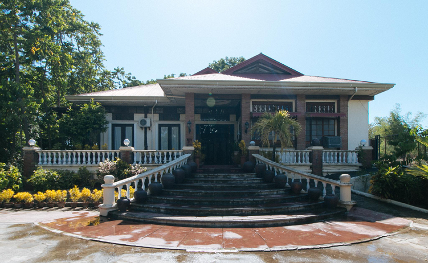RedDoorz Plus @ Rio Grande de Laoag Resort Hotel Ilocos Norte, Marcos