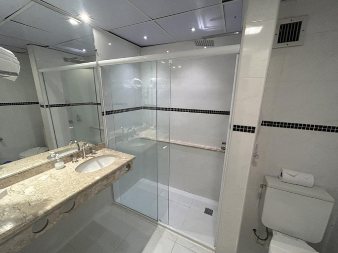 Bathroom 5, Hotel Premium Campinas, Campinas