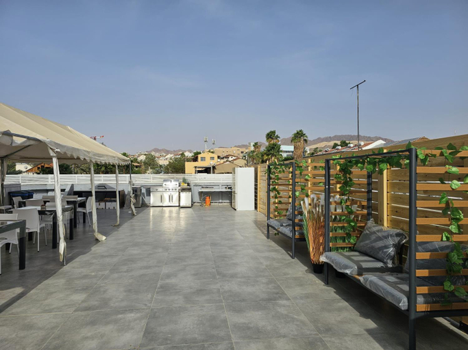 Others 3, Villa Laguna Eilat