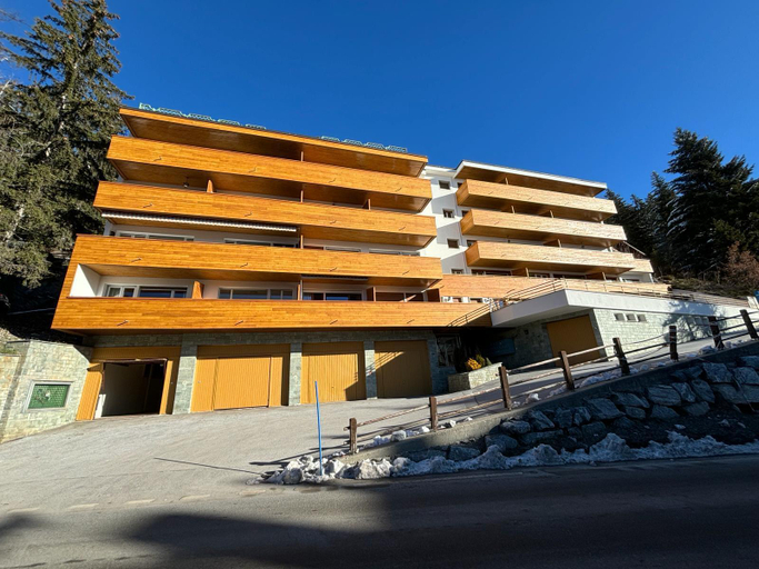 Others 5, L'Eperon Center Crans wonderful view, Sierre